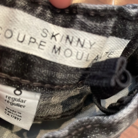 Gap Kids Skinny Black Jeans - Picture 4 of 7